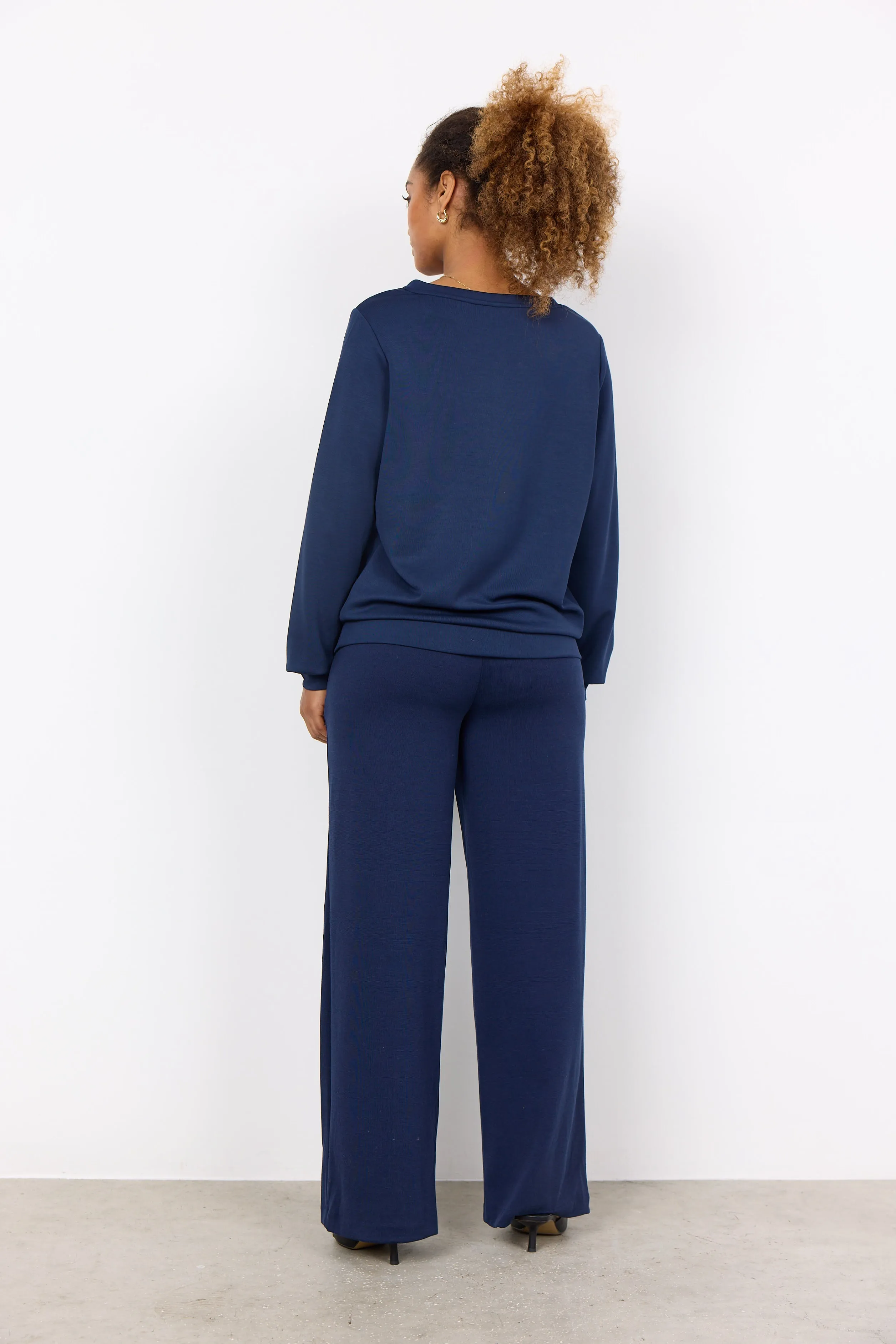 Banu 194 Sweatshirt - Blue