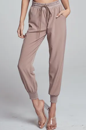 Elegant Beige Jagger Pants