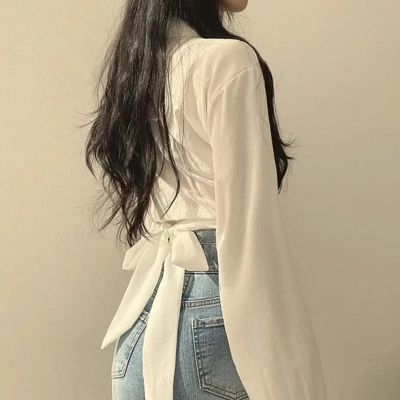Harajuku-Inspired White Long Sleeve Crop Top – Stylish Lace-Up Chic Blouse