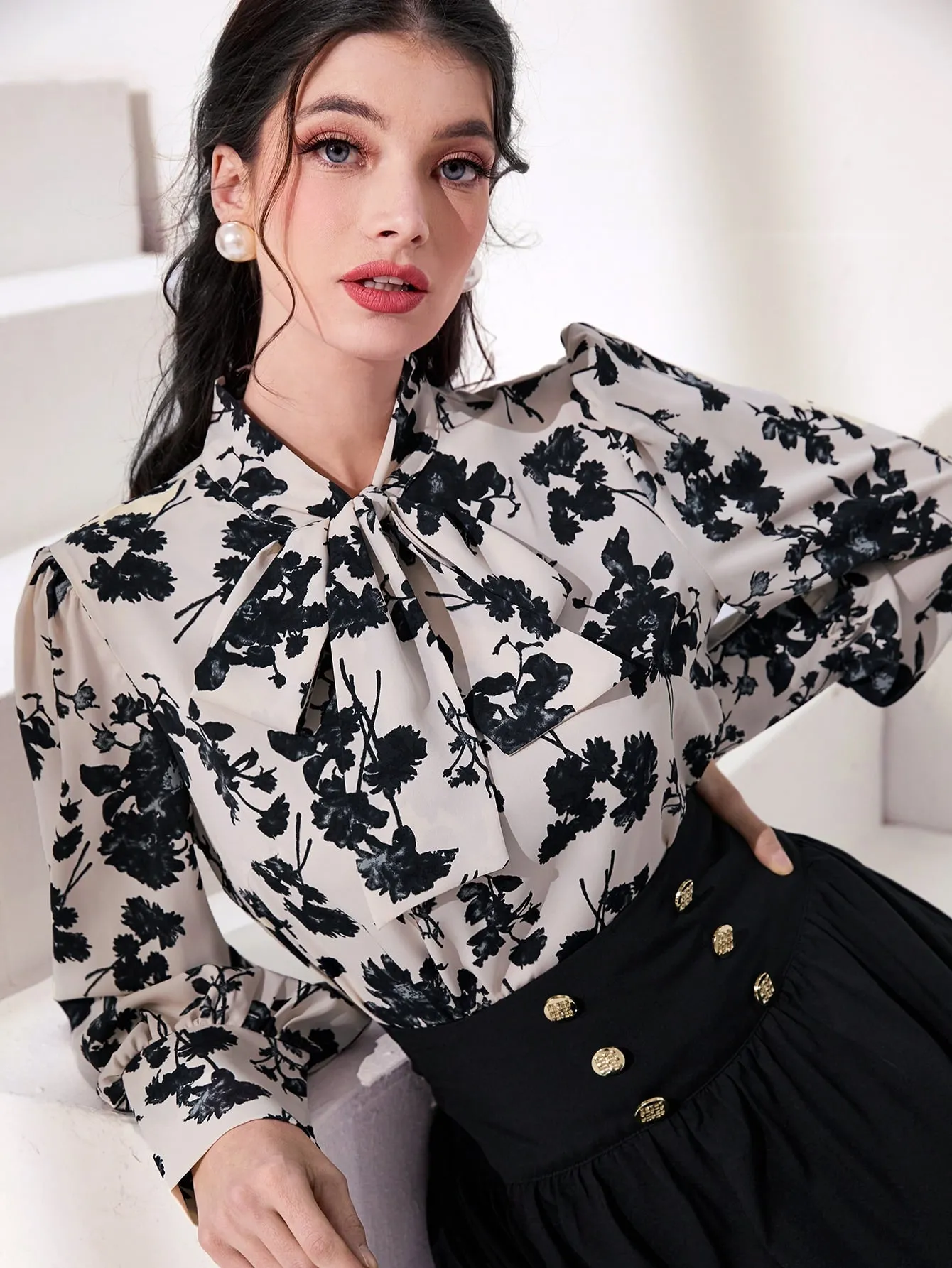 Mulvari Floral Print Tie Neck Lantern Sleeve Blouse
