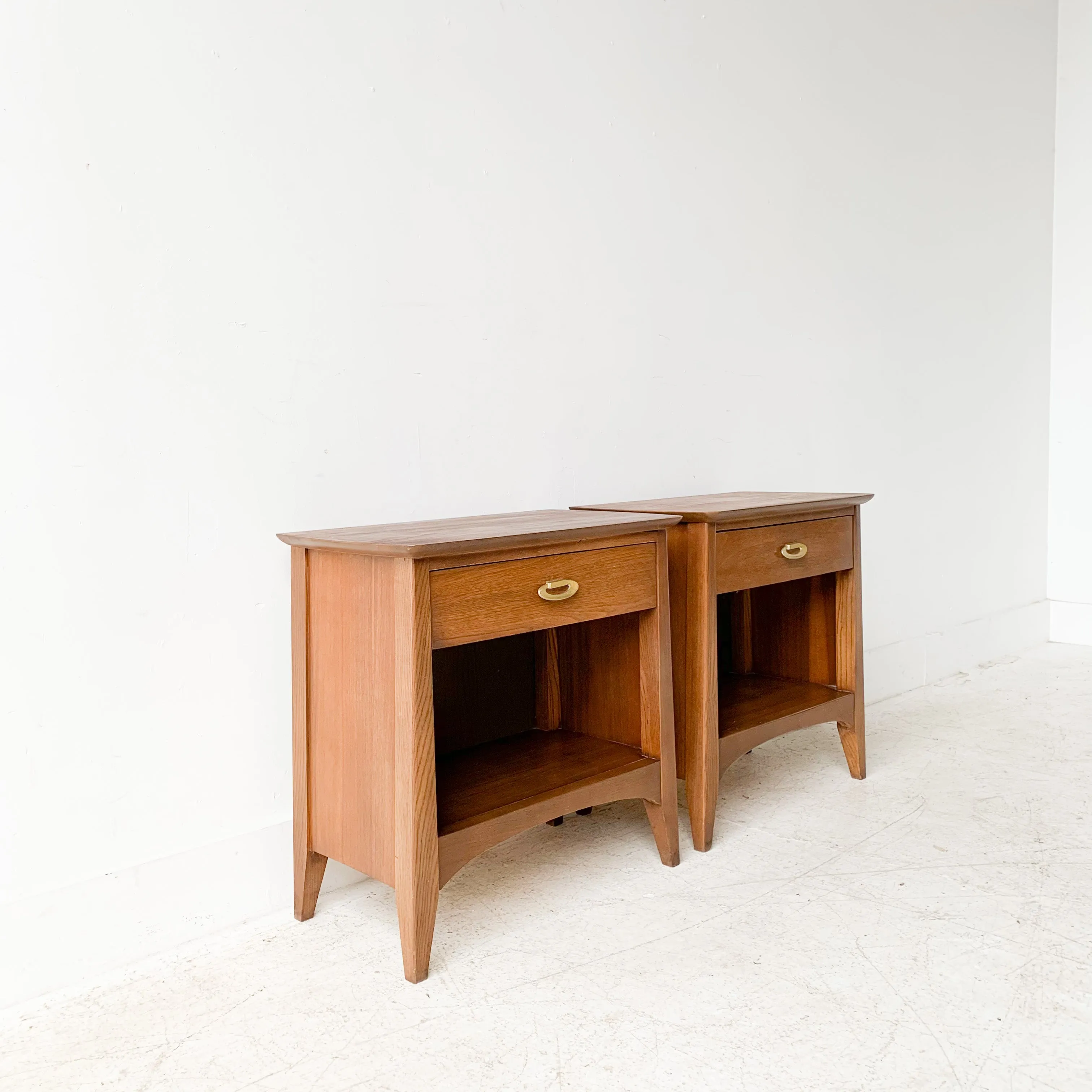 Pair of Mid Century Dixie Nightstands