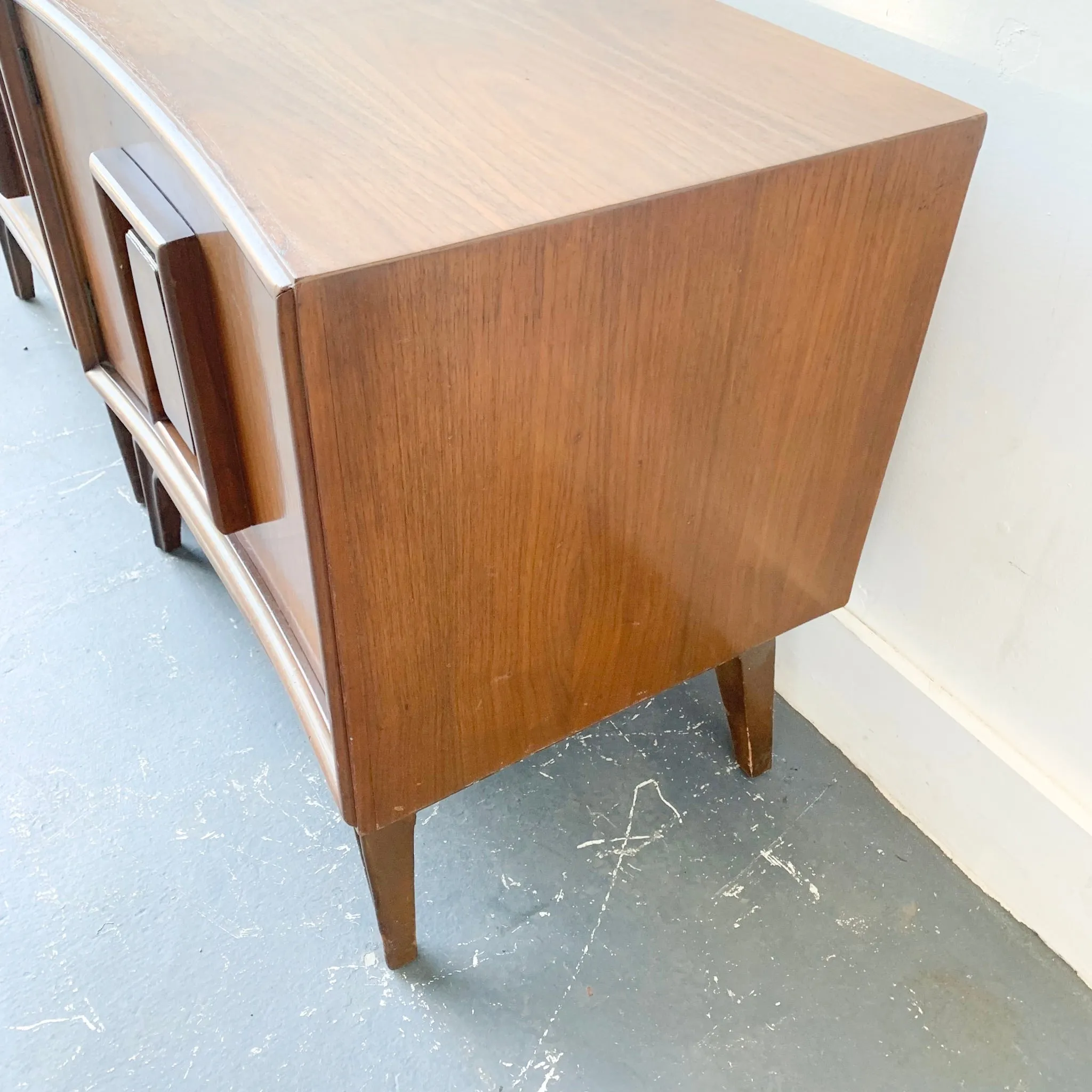Pair of Mid Century Modern Sculpted Front Nightstands