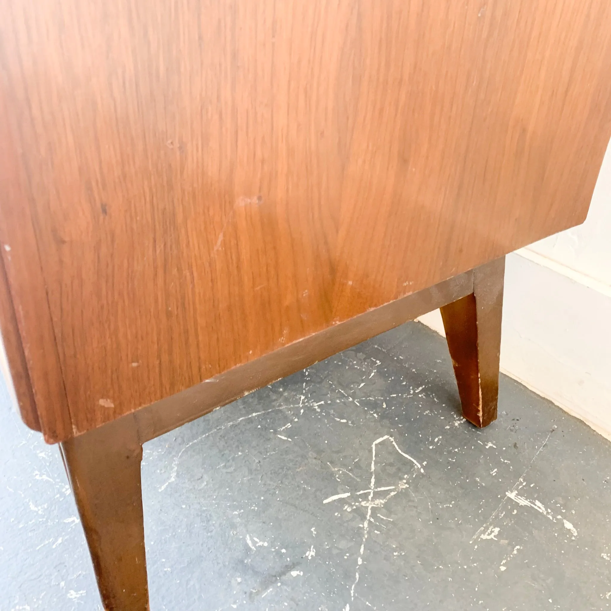 Pair of Mid Century Modern Sculpted Front Nightstands