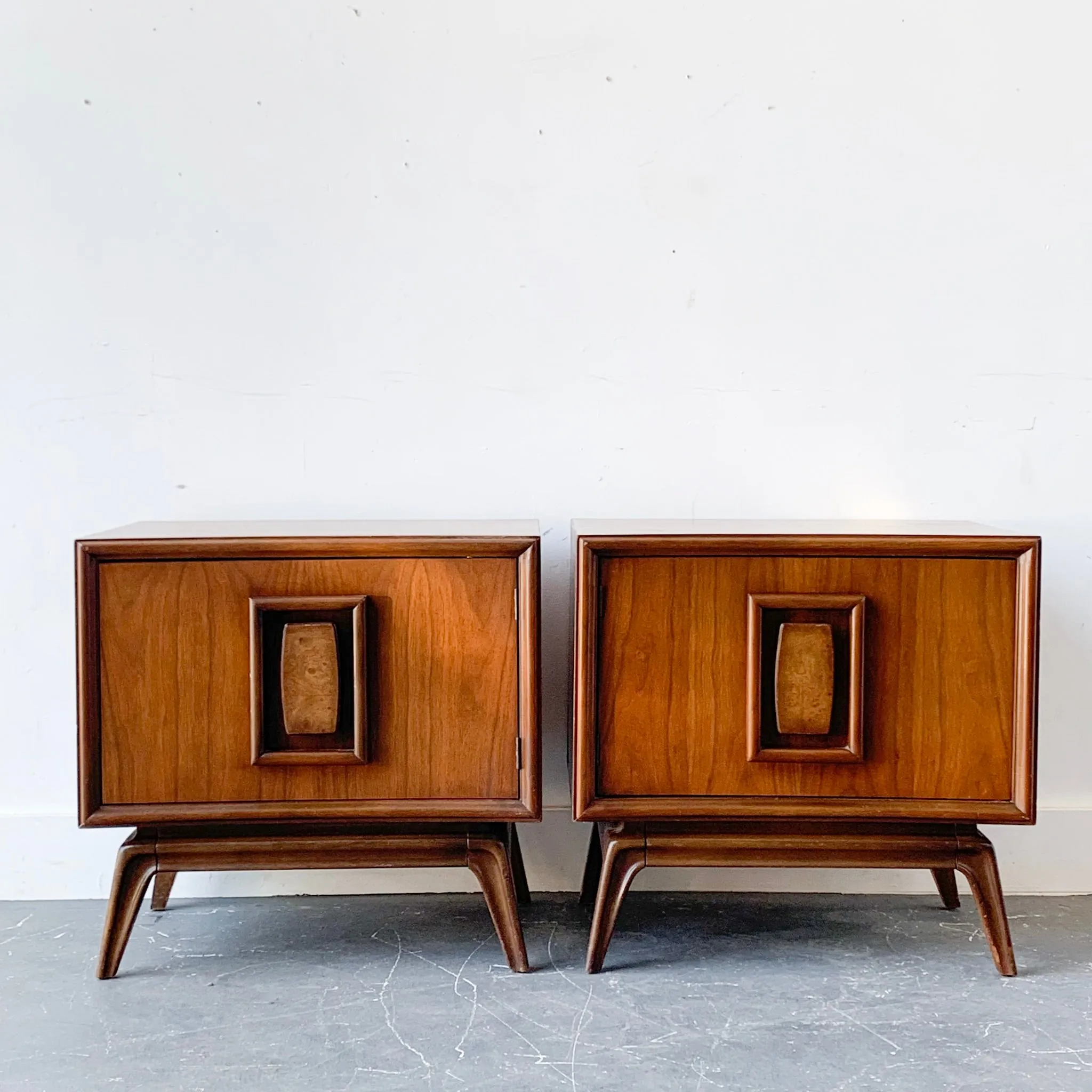 Pair of Mid Century Modern Sculpted Front Nightstands