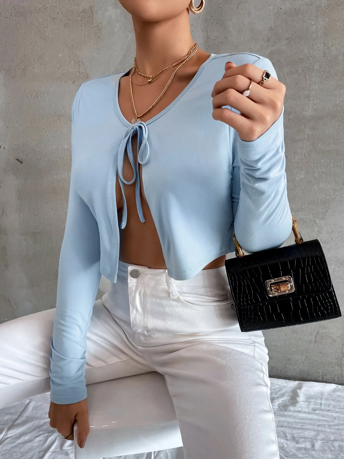 Sexy Plain Knot Long Sleeve V Neck Crop Women Top