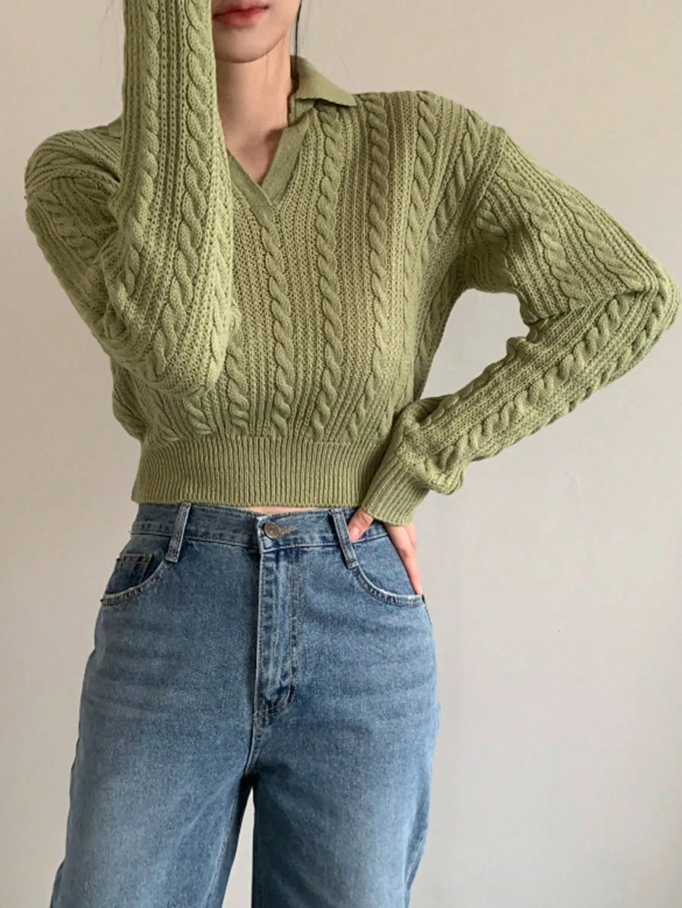 Shein DAZY Women's Solid Color Cable Knit Cropped Sweater, Autumn