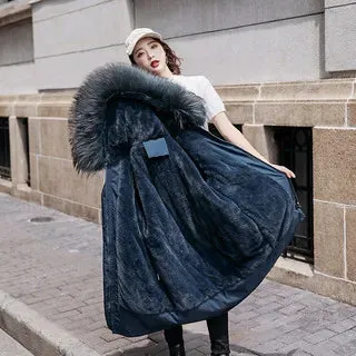 Warm Parka Coat with Fur Lining and Hooded Collar
