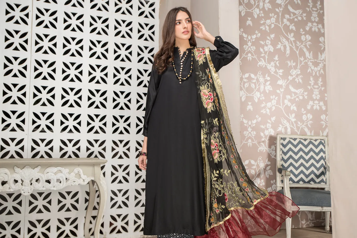 Winter Ready to Wear 3pc Embroidered Dress in Linen  04