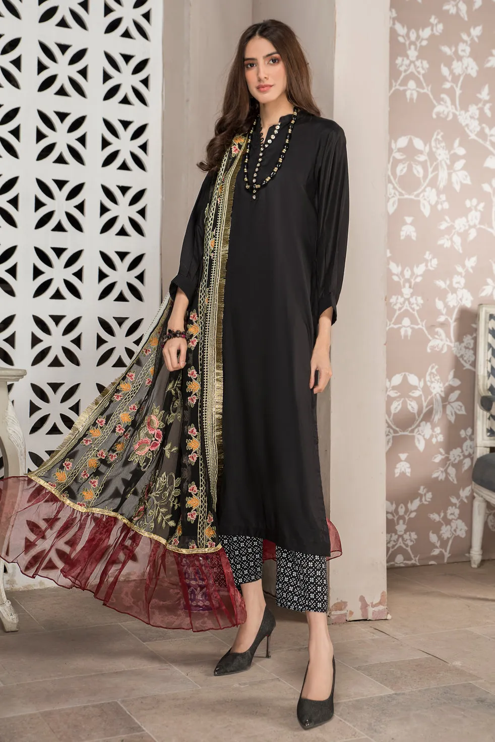 Winter Ready to Wear 3pc Embroidered Dress in Linen  04