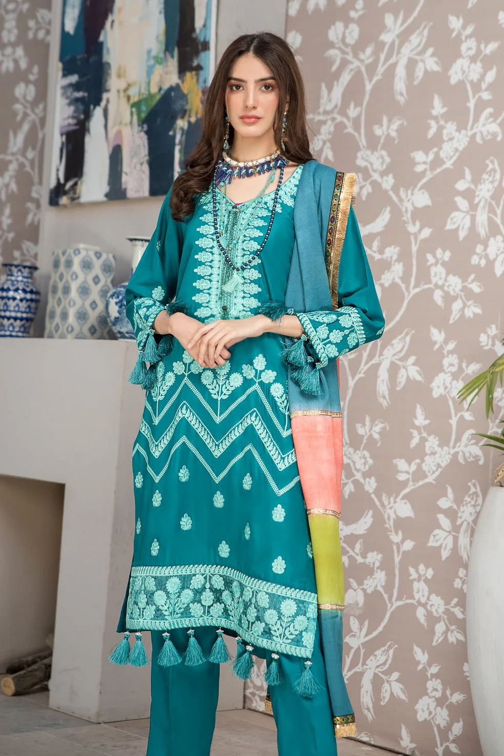 Winter Ready to Wear 3pc Embroidered Dress in Linen with wool shawl 02