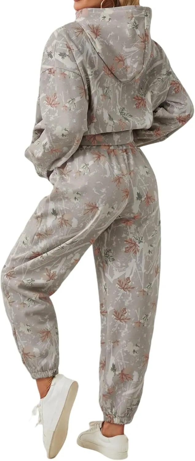 ZWRXW Camo Sweatsuits Women 2 Piece Outfit Lounge Set Maple Leaf Print Oversized Hoodie Camo Sweatpants Set Casual Tracksuit